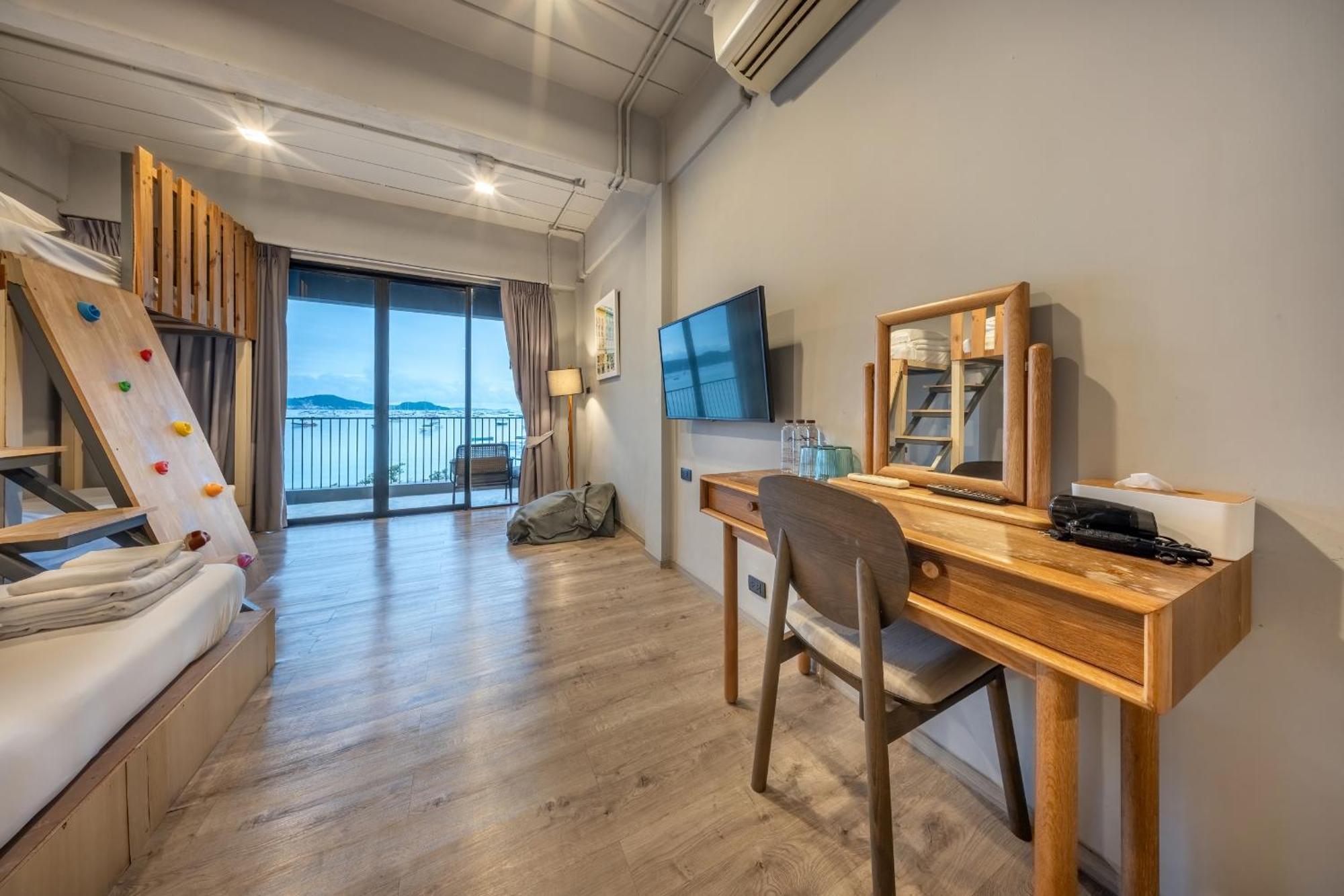 Shin Arch39 Phuket Beach Front - Sha Plus Chalong Eksteriør bilde
