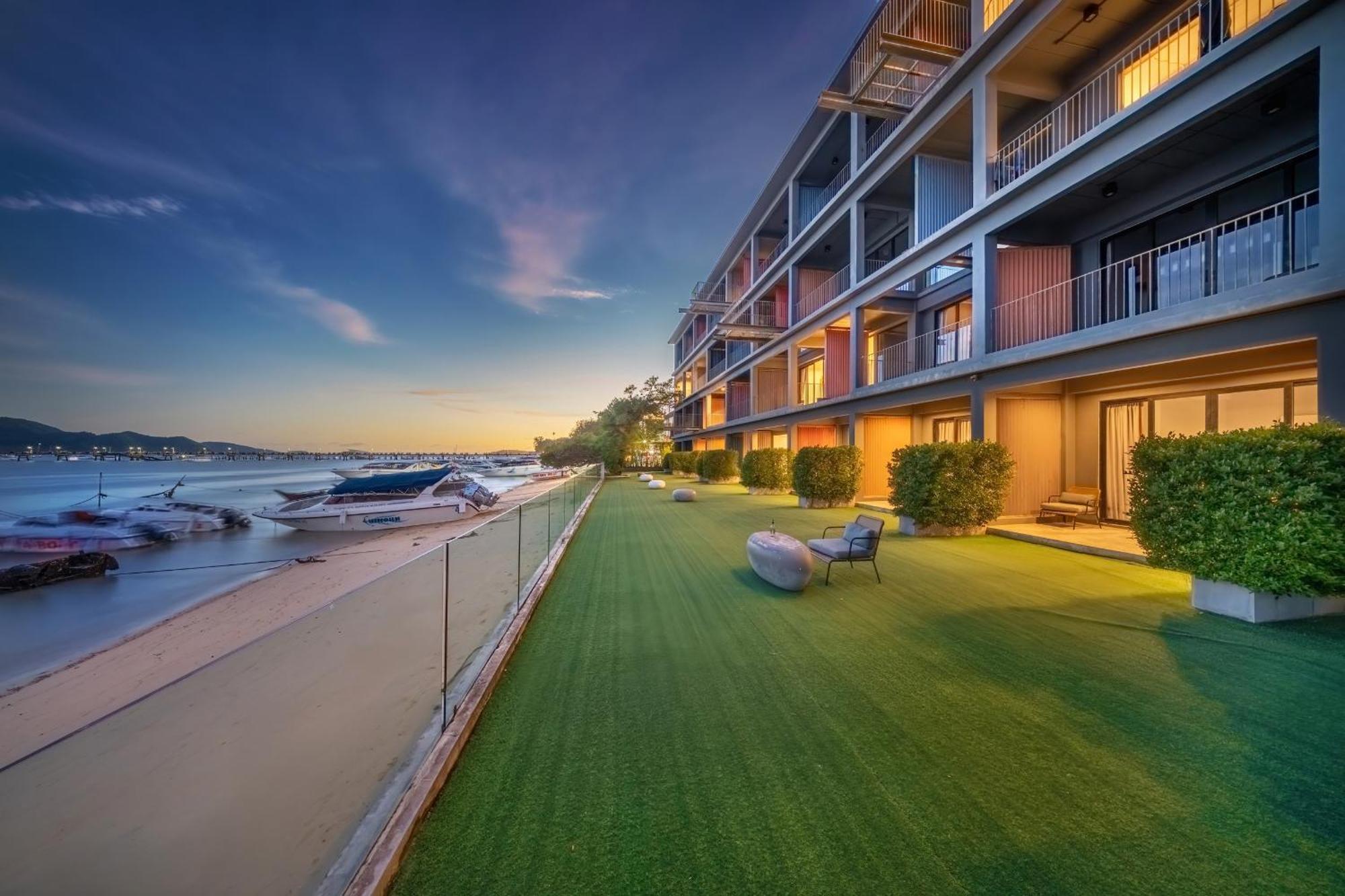 Shin Arch39 Phuket Beach Front - Sha Plus Chalong Eksteriør bilde
