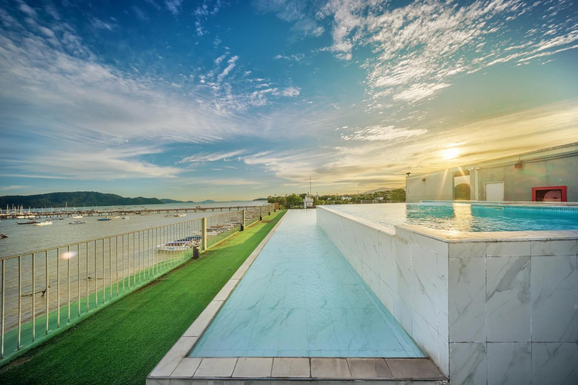 Shin Arch39 Phuket Beach Front - Sha Plus Chalong Eksteriør bilde