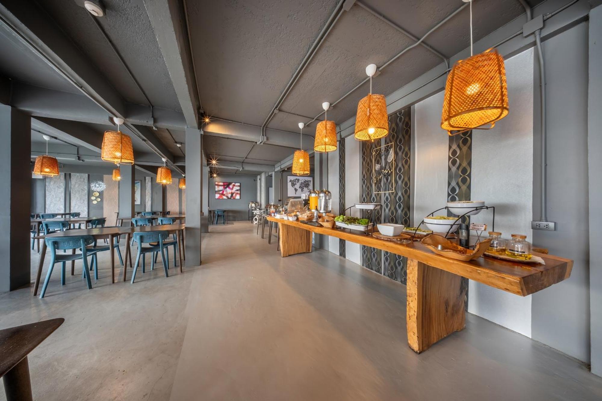 Shin Arch39 Phuket Beach Front - Sha Plus Chalong Eksteriør bilde