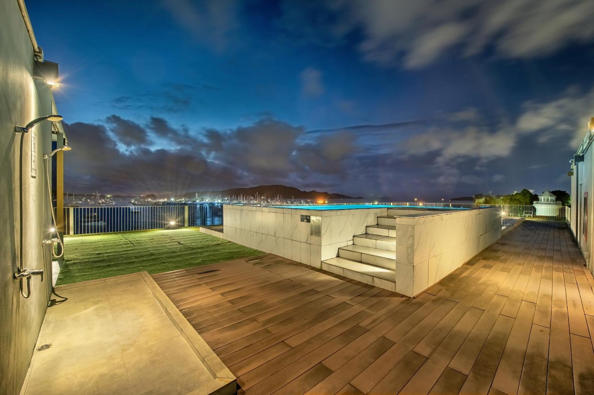 Shin Arch39 Phuket Beach Front - Sha Plus Chalong Eksteriør bilde