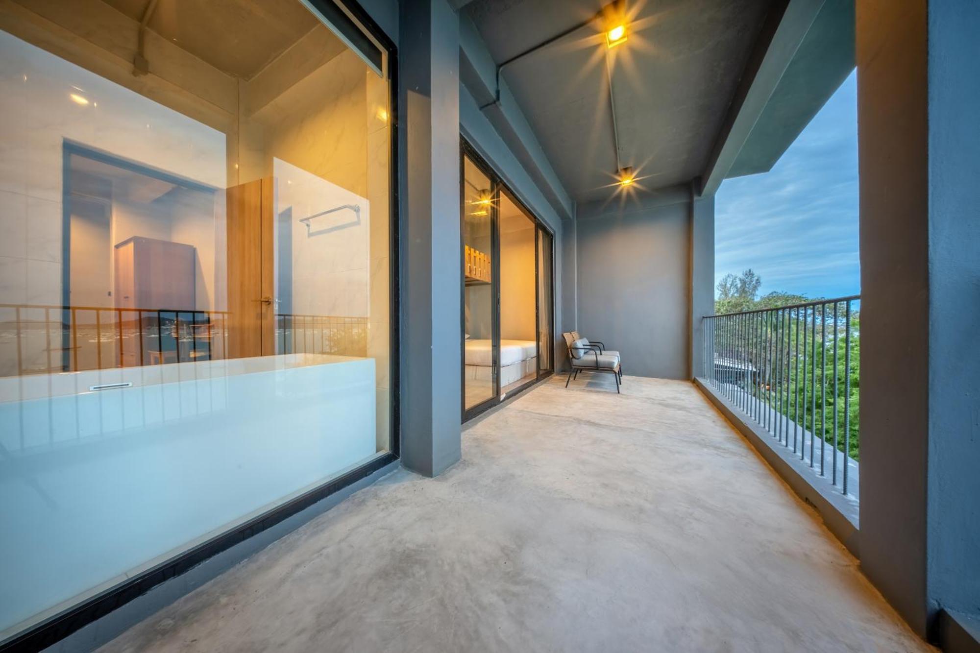 Shin Arch39 Phuket Beach Front - Sha Plus Chalong Eksteriør bilde