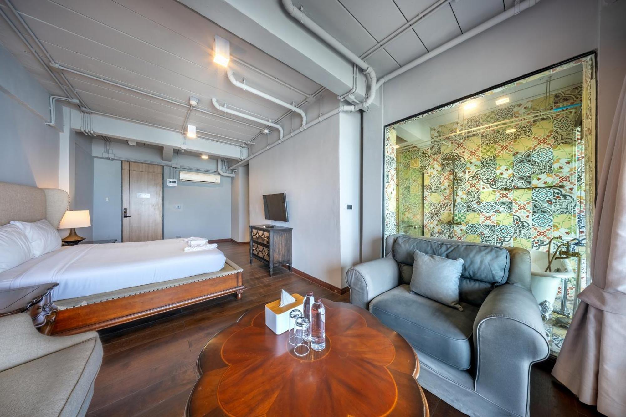 Shin Arch39 Phuket Beach Front - Sha Plus Chalong Eksteriør bilde