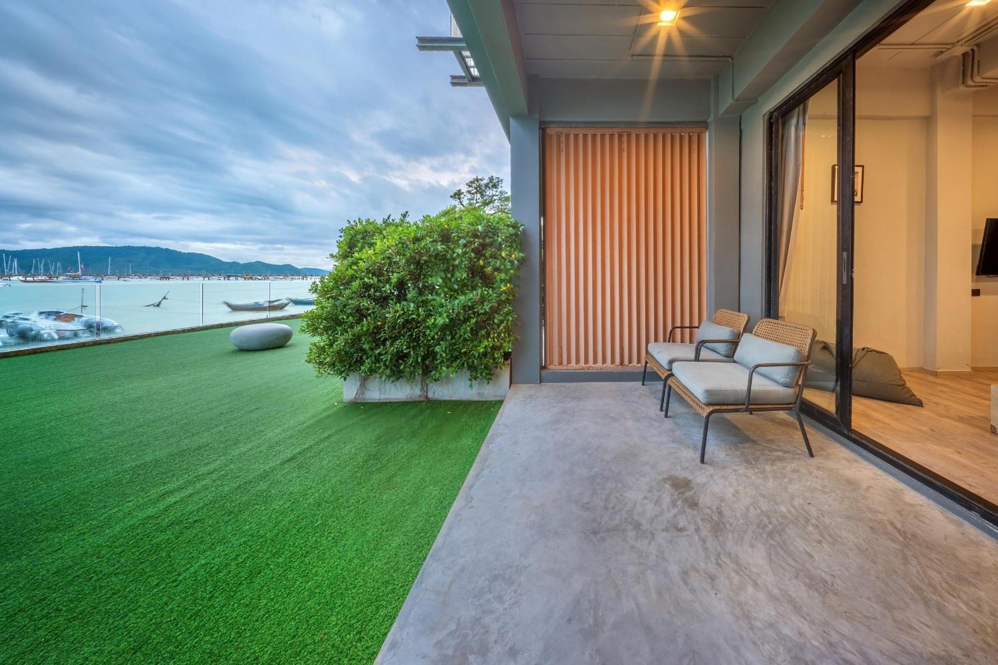 Shin Arch39 Phuket Beach Front - Sha Plus Chalong Eksteriør bilde