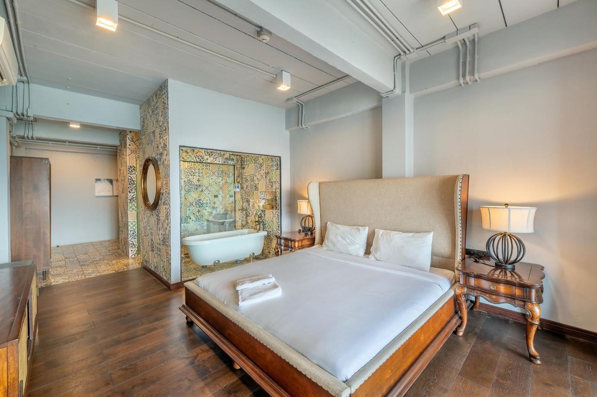 Shin Arch39 Phuket Beach Front - Sha Plus Chalong Eksteriør bilde