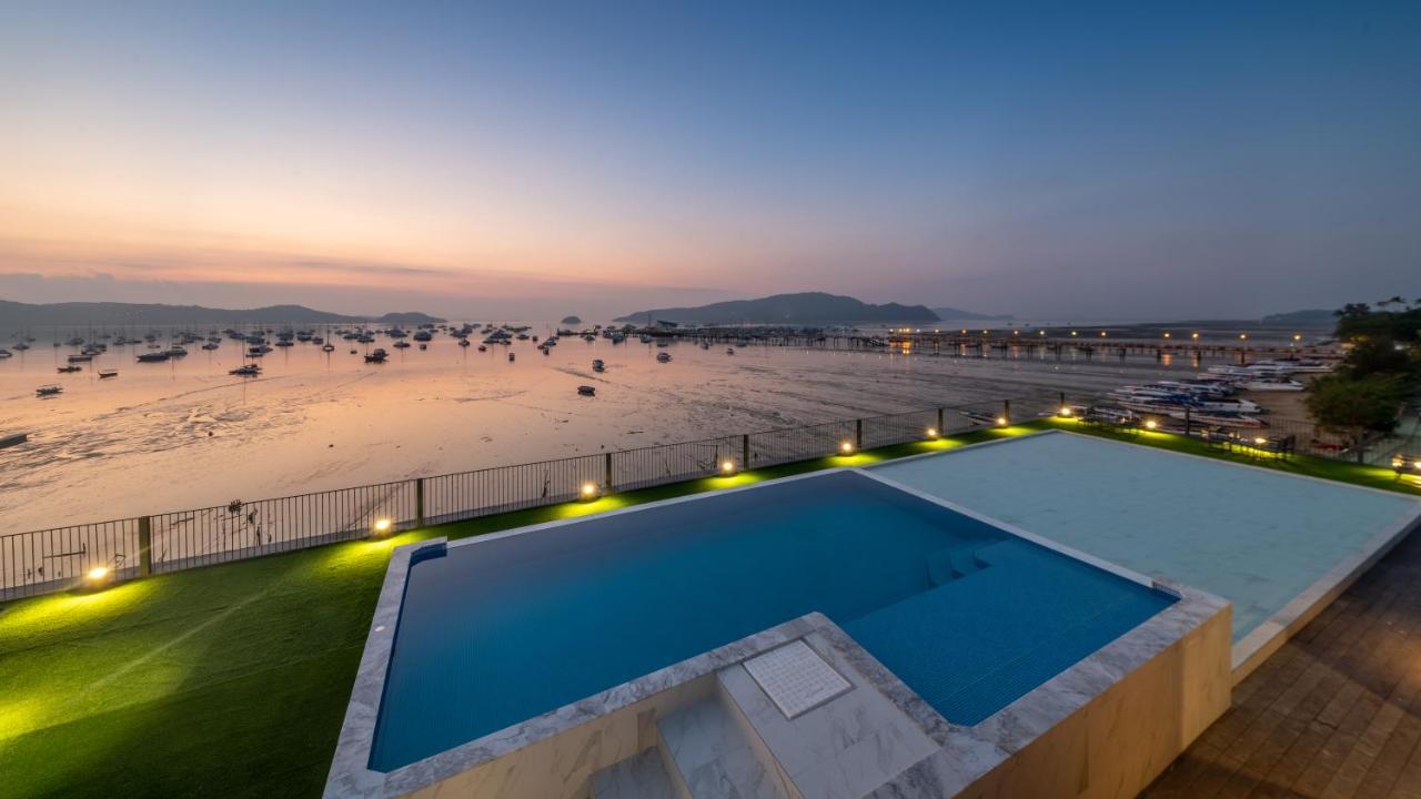 Shin Arch39 Phuket Beach Front - Sha Plus Chalong Eksteriør bilde